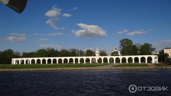 Экскурсия по реке Волхов (Россия, Великий Новгород) фото