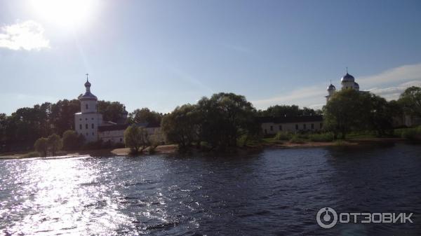 Экскурсия по реке Волхов (Россия, Великий Новгород) фото
