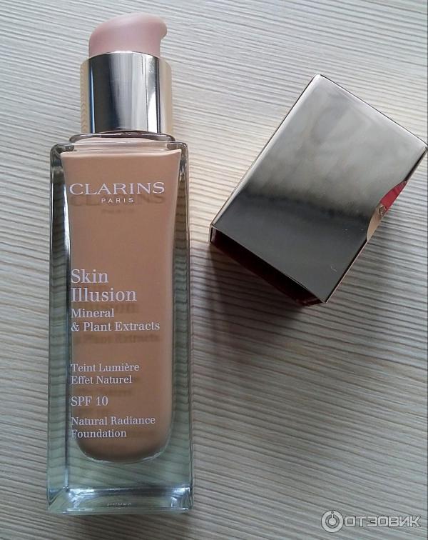 Тональный крем Clarins Skin Illusion Mineral & Plant Extracts фото