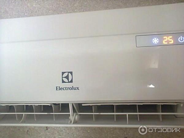 Eacs hs. Electrolux EACS-07hs/n3. Сплит-система Electrolux EACS-07hfe/n3. Electrolux кондиционер большой. Electrolux EACS-12 NF/n3.