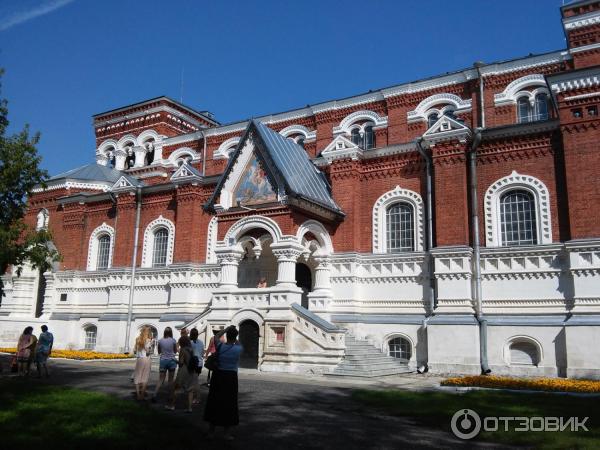 Музей хрусталя Им. Мальцовых (Россия, Гусь-Хрустальный) фото