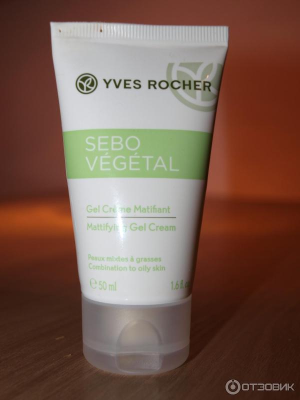 Дневной матирующий крем-гель Yves Rocher Sebo Vegetal Matifying Cream Gel фото