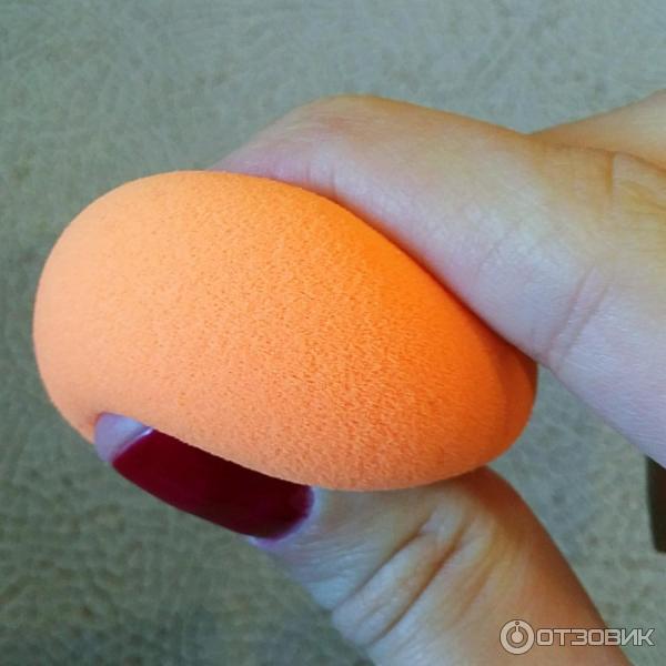 Спонж Real Techniques Miracle Complexion Sponge фото