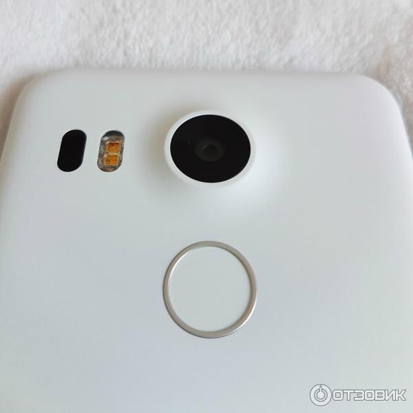 Смартфон LG Google Nexus 5x фото