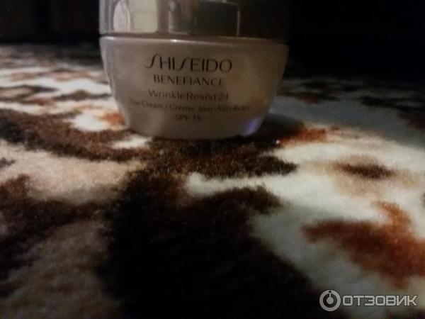 Дневной крем Shiseido Benefiance Wrinkleresist 24 фото