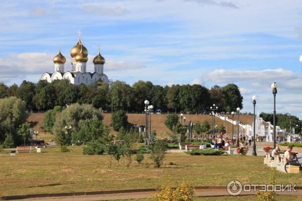 Набережная реки Волги (Россия, Ярославль) фото