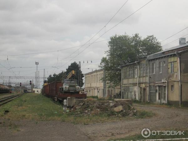 Железнодорожный вокзал (Грузия, Хашури) фото