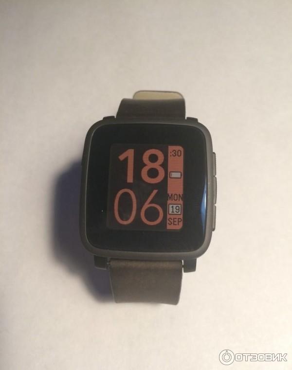 Умные часы Pebble Time фото