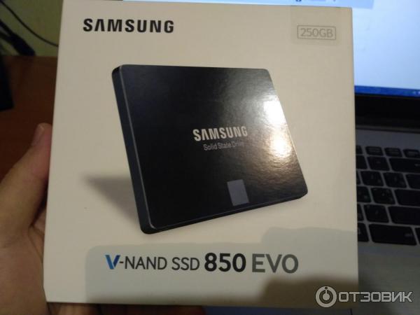 Твердотельный накопитель Samsung SSD 850 EVO MZ-75E120 фото