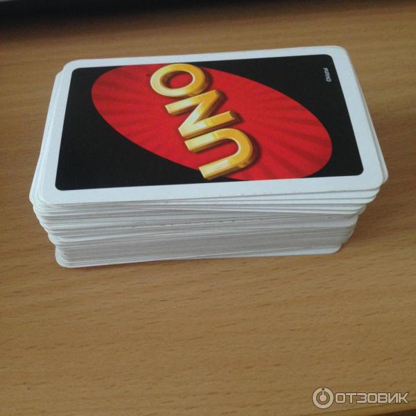 Настольная карточная игра UNO фото