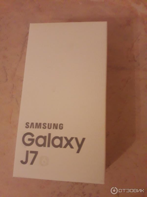 Смартфон Samsung J7 фото