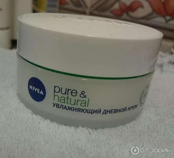 Крем Nivea Pure & Natural увлажняющий дневной для лица для нормальной и комбинированной кожи фото