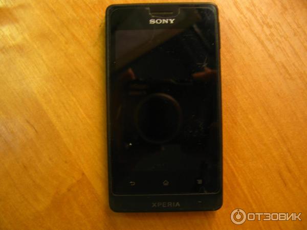 Смартфон Sony Xperia st27i Go фото