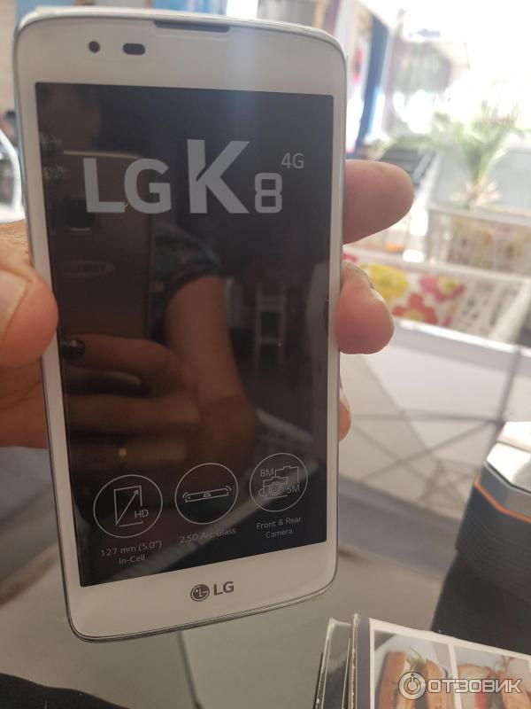 Смартфон LG K8 фото