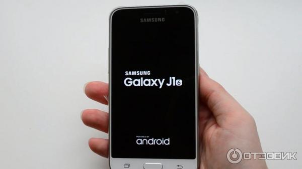 Смартфон Samsung Galaxy J1 2016 SM-J120H White фото