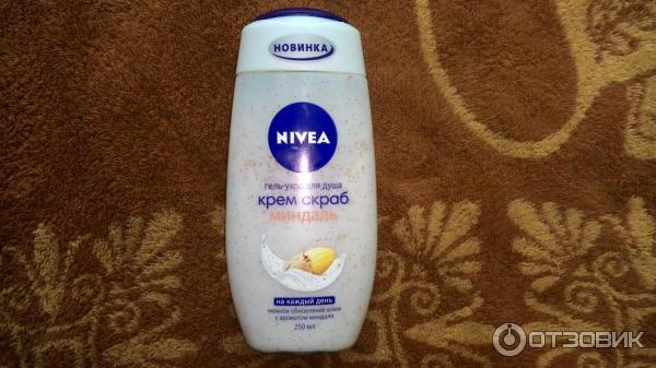 Гель-уход для душа Nivea Крем скраб миндаль фото