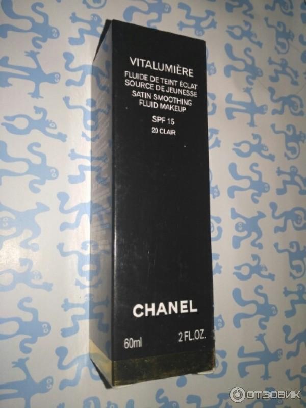 Тональный флюид Chanel Vitalumiere Fluide de Teint Eclat фото