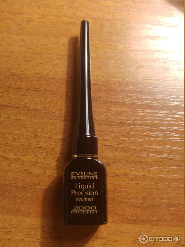 Жидкая подводка для глаз Eveline Liquid Precision Liner 2000 procent фото