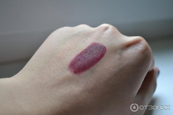 Губная помада Maybelline Color Sensational Creamy Mattes фото