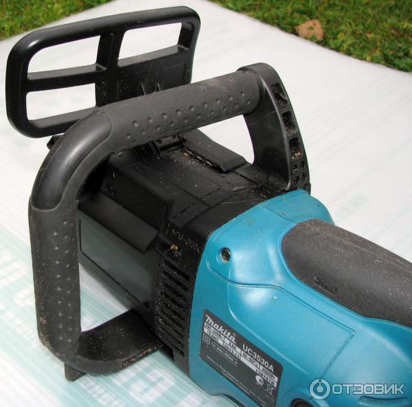 Отзыв о Электрическая цепная пила Makita UC3530A | Хороша, но не идеальна