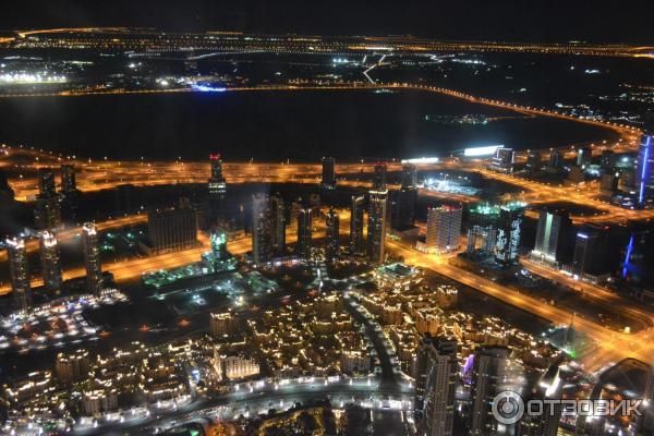 Небоскреб Burj Khalifa (ОАЭ, Дубай) фото