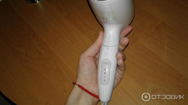 Фен Philips HP4940 00 SalonDry Travel режими