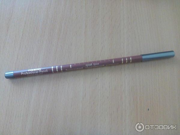 Контурный карандаш для губ Malva Professional Pencil фото