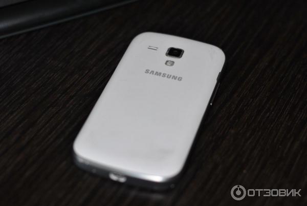 Смартфон Samsung Galaxy S Duos GT-S7562 фото