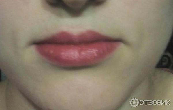 Блеск для губ Avon Smooth Velvet Lip Colour фото