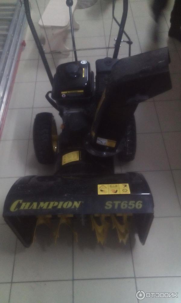 Снегоуборщик Champion ST656 фото