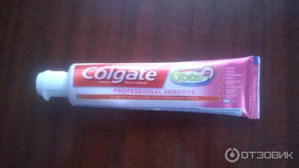 Зубная паста Colgate Total Профессиональная для чувствительных зубов фото