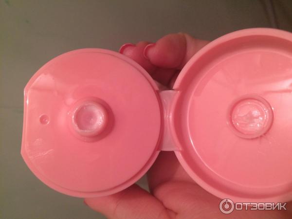 Глубоко очищающая пенка для лица Holika Holika Pig-clear dust out Deep Cleansing Foam фото