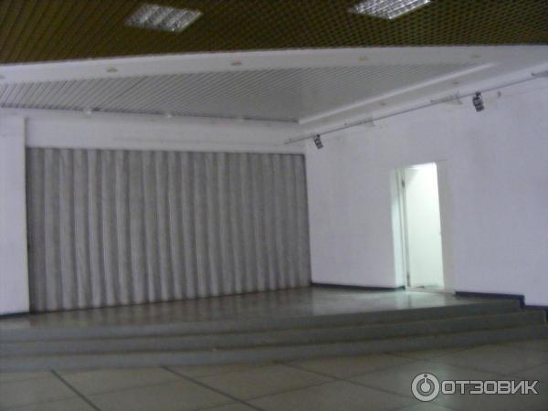 Киевский дворец детей и юношества (Украина, Киев) фото