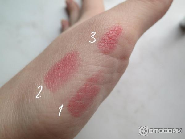 Помада-бальзам для губ Clinique Chubby Stick Moisturizing Lip Colour Balm увлажняющая фото