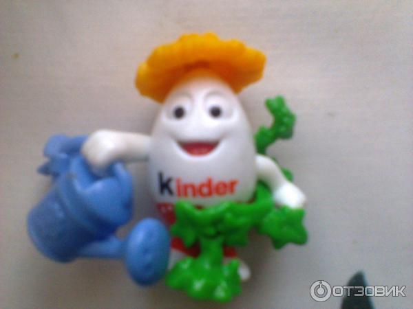 Шоколадной яйцо Kinder Surprise фото