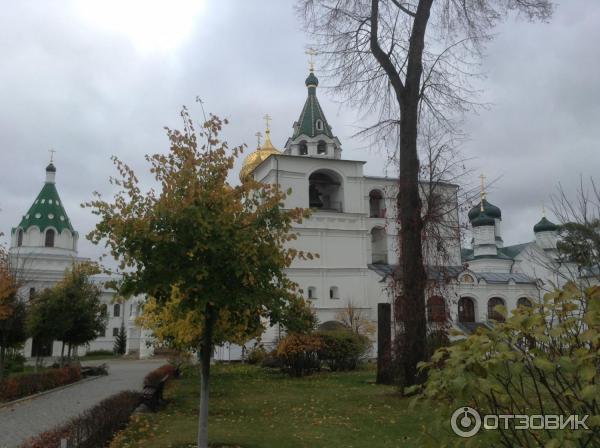 Экскурсия в Свято-Троицкий Ипатьевский монастырь (Россия, Кострома) фото