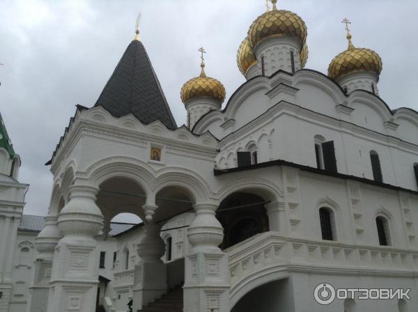 Экскурсия в Свято-Троицкий Ипатьевский монастырь (Россия, Кострома) фото