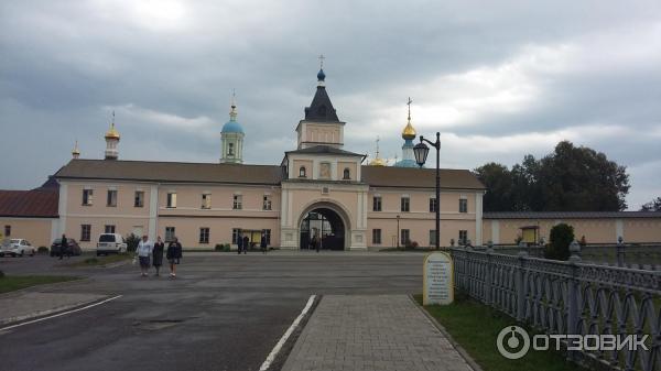 Введенский ставропигиальный мужской монастырь Оптина Пустынь (Россия, Козельск) фото