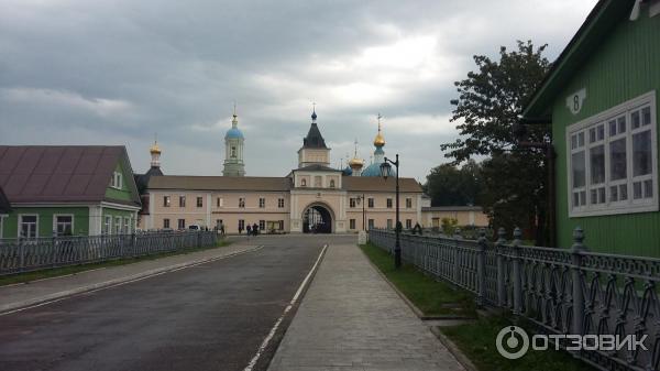 Введенский ставропигиальный мужской монастырь Оптина Пустынь (Россия, Козельск) фото