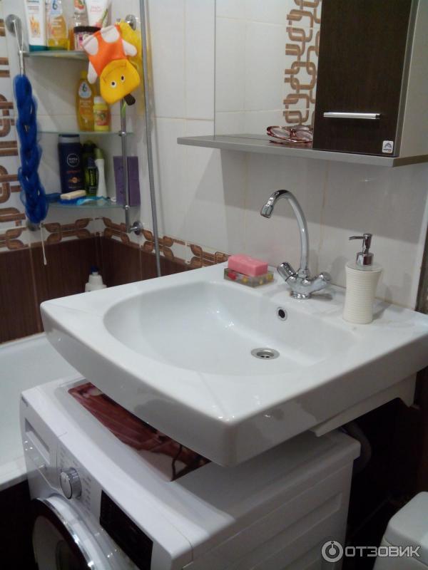 Видео Стильные и удобные раковины над стиральной машинкой Из акрилового искусств