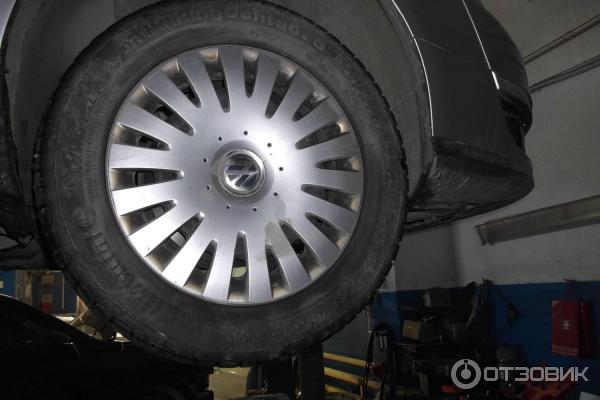 Автомобиль Volkswagen Passat B6