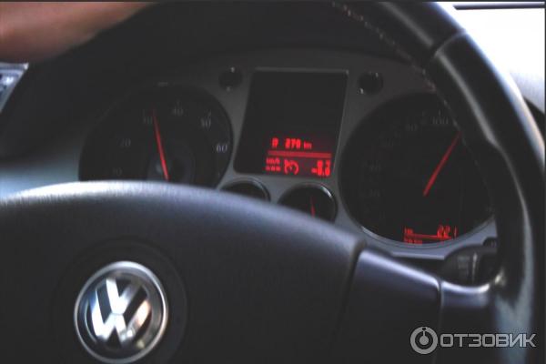 Автомобиль Volkswagen Passat B6